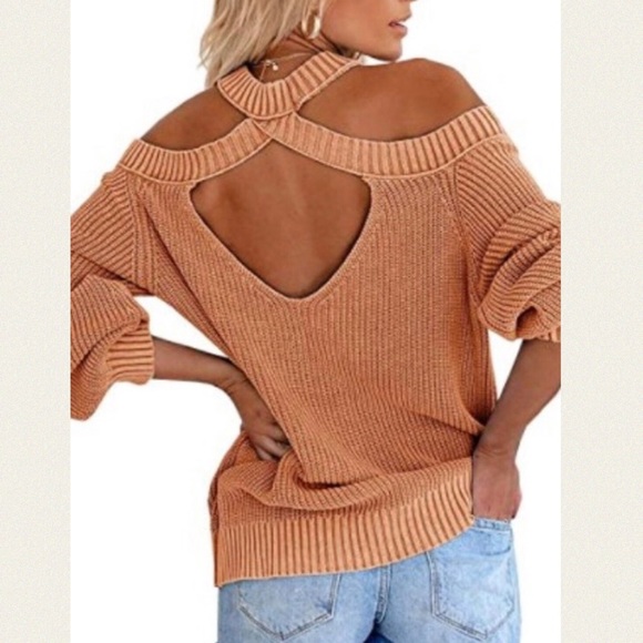 NWT Off shoulder long sleeve knit top. - Picture 2 of 3